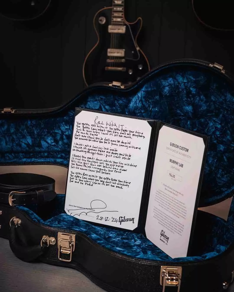 The Oasis Noel Gallagher Les Paul