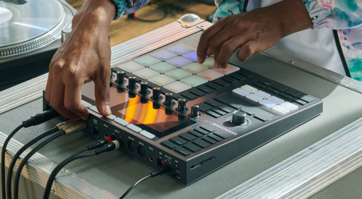 native-instruments-maschine-plus-update-T