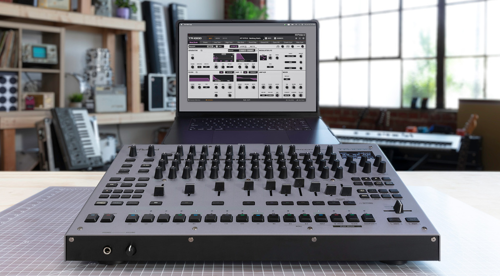 Roland_TR1000_Laptop