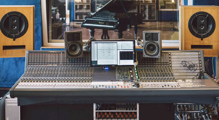 Castle Studios For Sale: Get Yourself an Enchanted Studio in a Castle ...