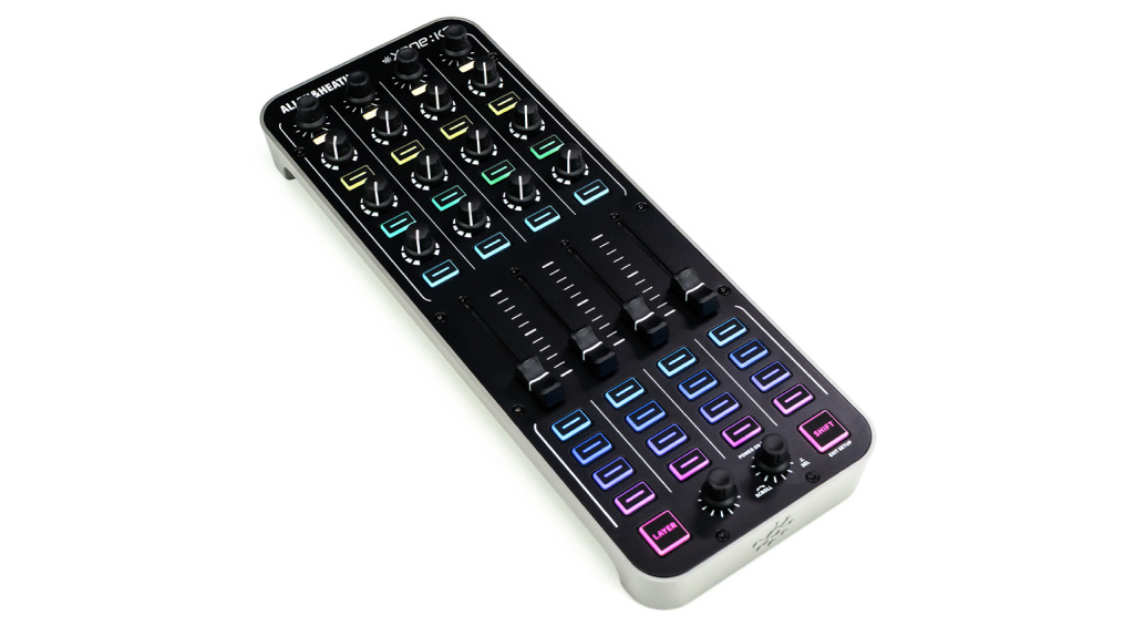 Allen_&_Heath_Xone-K3_2