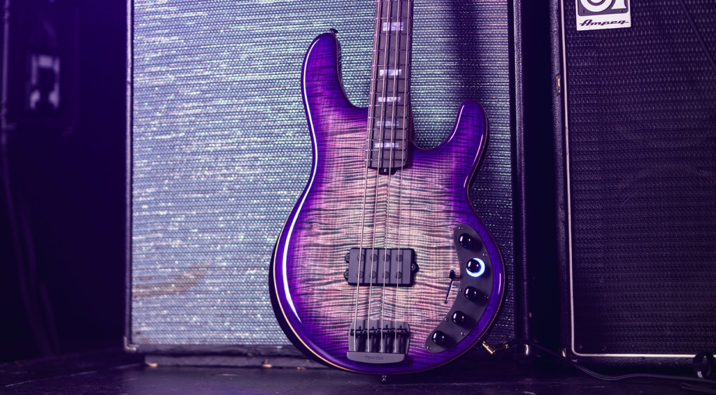 Music Man Dark Ray BFR 2025