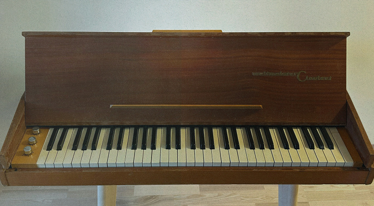 Wrongtools Pianotron