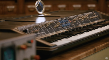 synthesizing with moog teaser