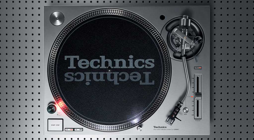 Technics SL-1200MK7