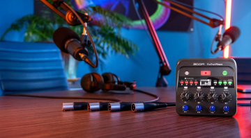 Zoom PodTrak P4next: Pocket-sized Podcast Station