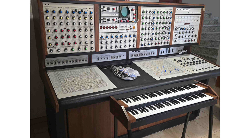 EMS Synthi 100