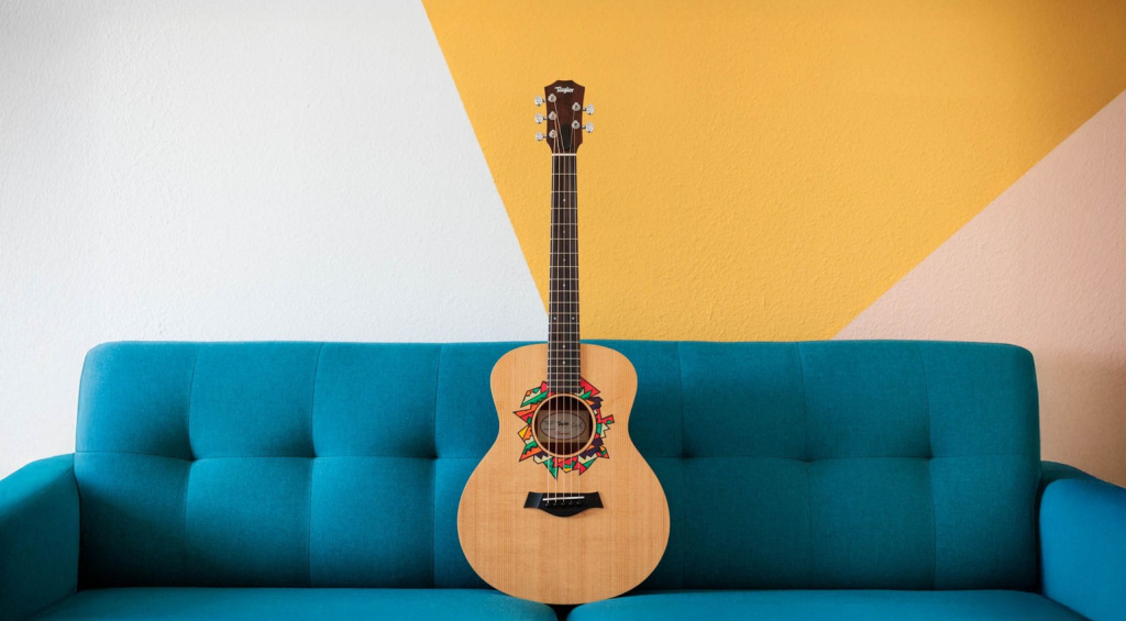 Taylor Jacob Collier 5-String GS MIni