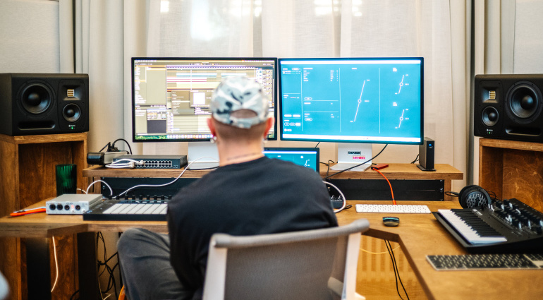 HEDD CTRL: A Calibration System for MK2 Monitors