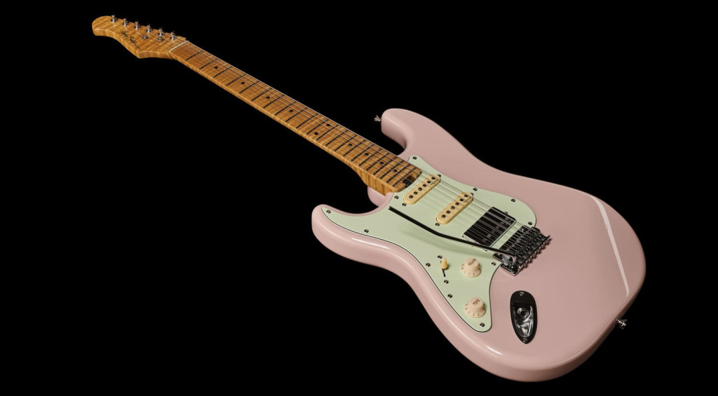 Harley Benton St-Modern Plus Maple Shell Pink