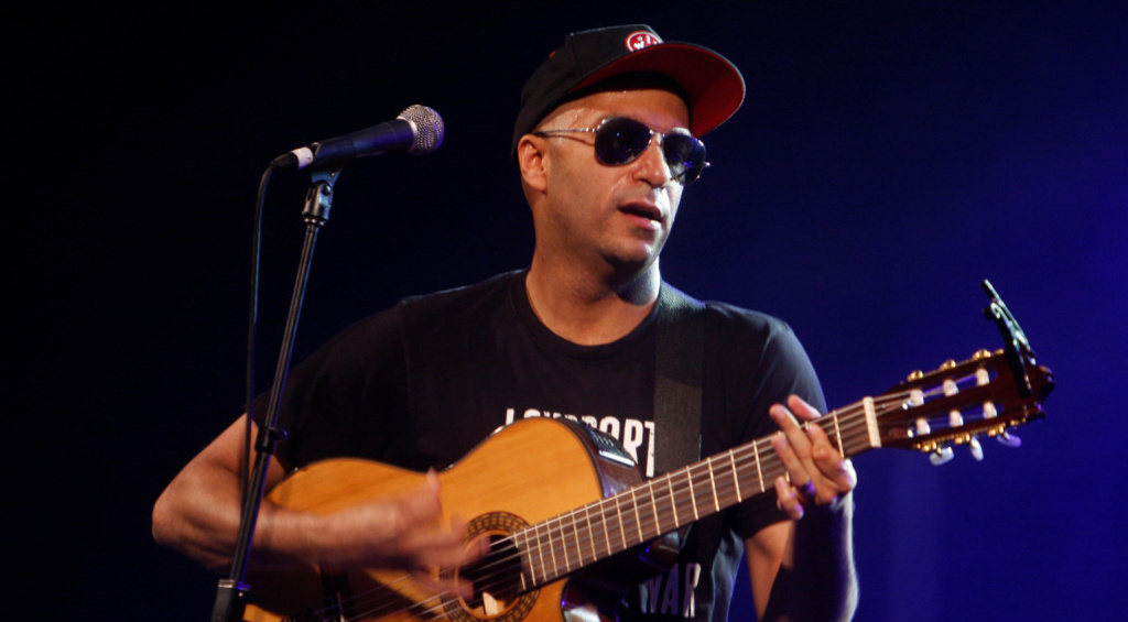 He is also great with an acoustic guitar: Tom Morello with RATM.