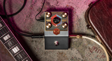 Beetronics Pollinator Hazee Delay: Digital Ambient Sound Design