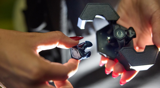 Breggz Zohn-1: High-end Wireless Earbuds