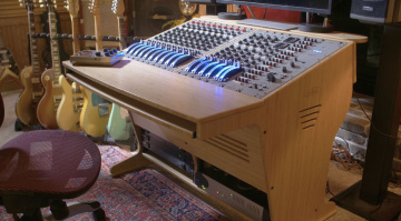 Chandler Limited REDD Mixing SystemChandler Limited REDD Mixing System: Mix Like The Beatles