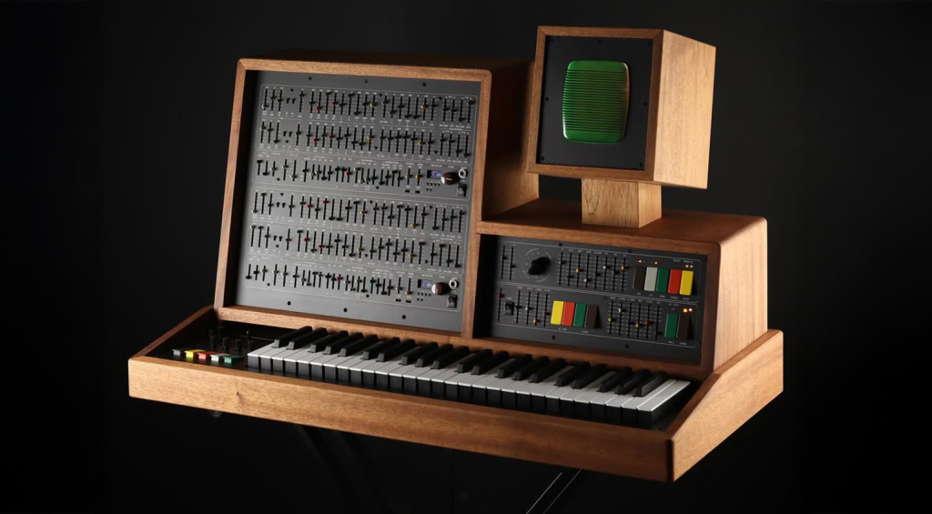 Love Hultén Deckard’s Dream X2: How Beautiful Is This Yamaha CS-50-Inspired Custom Synth?