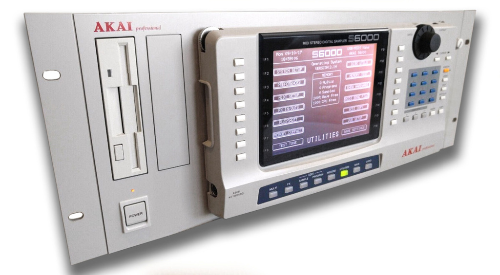 Akai S6000