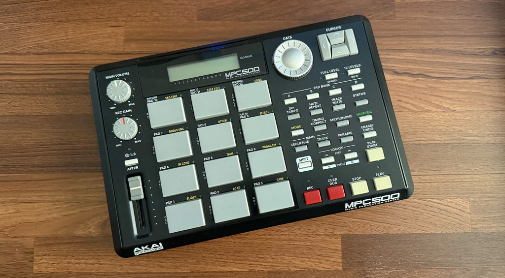 Akai MPC 500