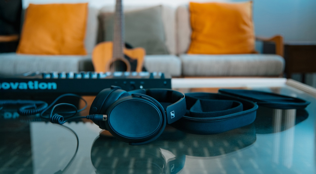 Sennheiser HD-480 PRO: Everyday Comfort Meets Professional Precision