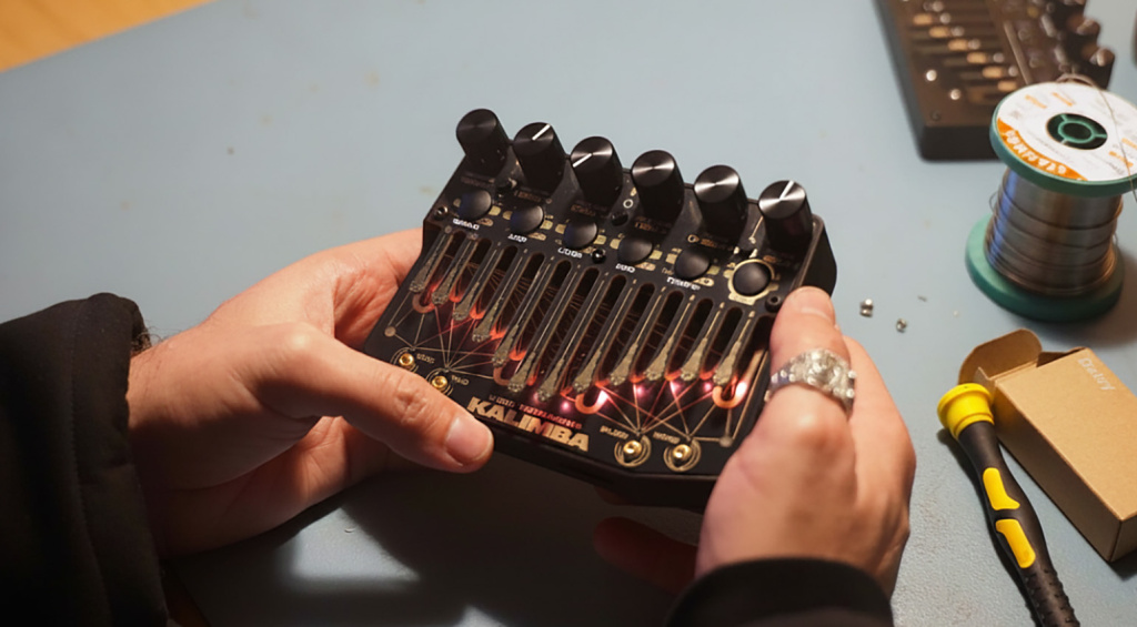 Bastl Kalimba