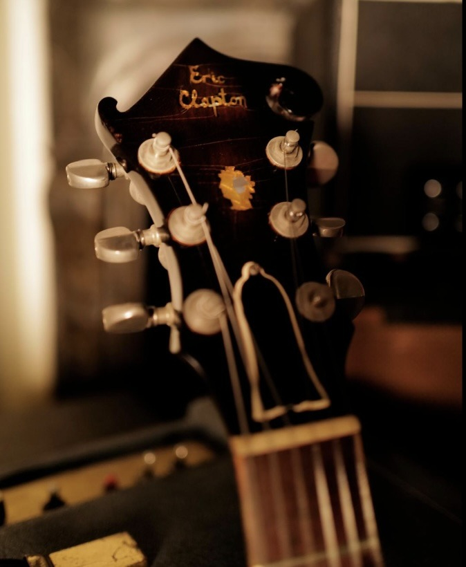 Modified headstock