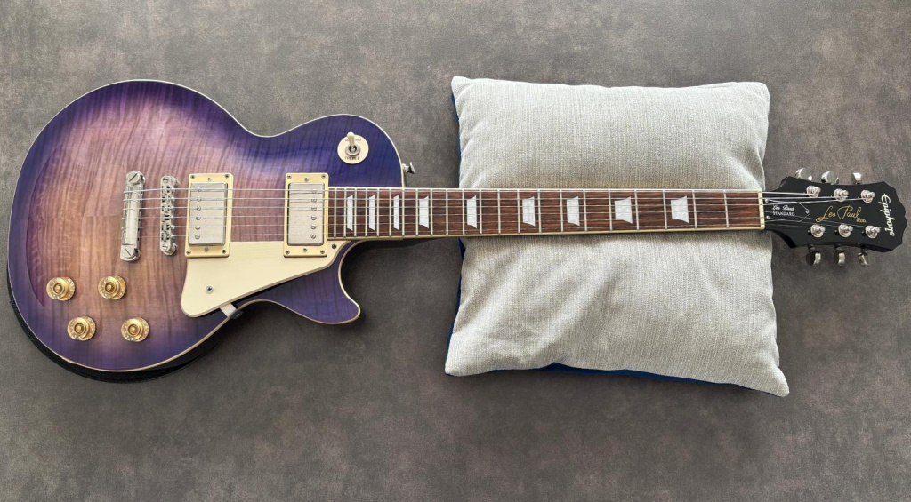 Blueberry Burst Les Paul gearnews