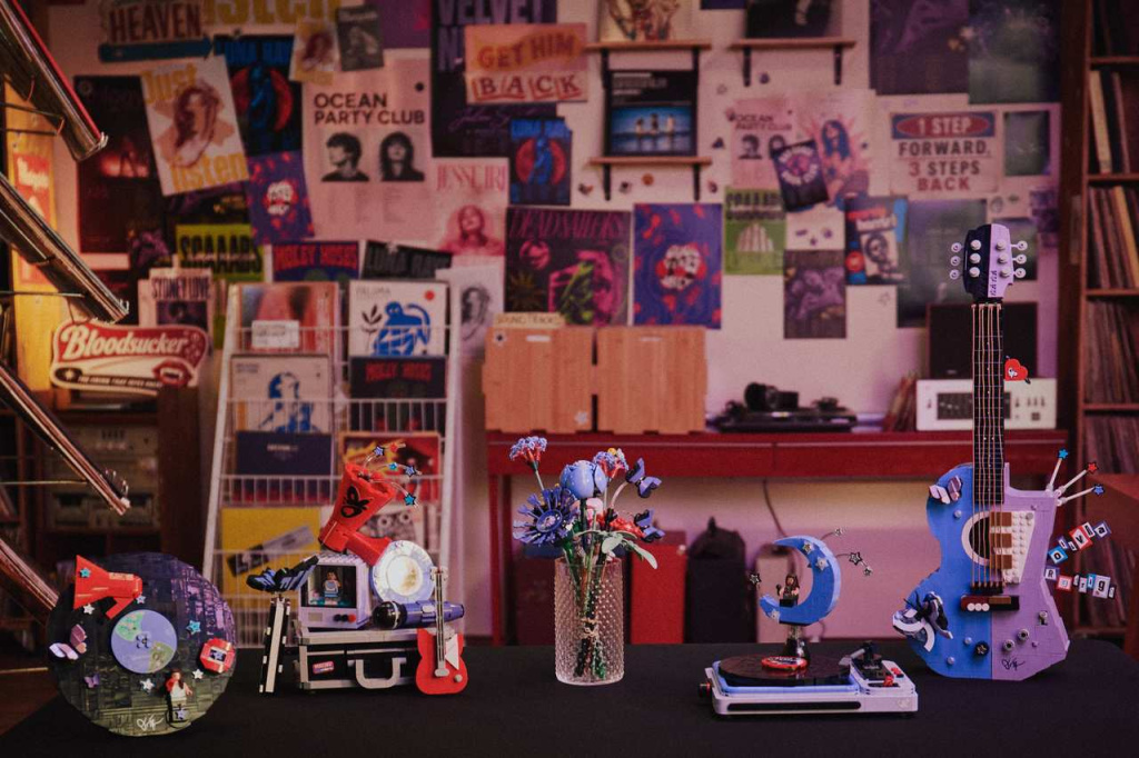 LEGO® Editions Olivia Rodrigo collection