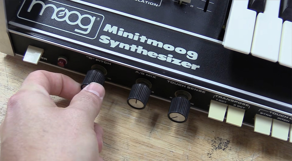 Minitmoog