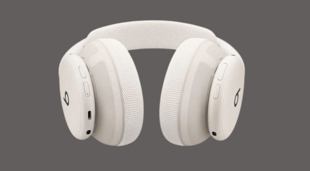 Beats 360 Headphones White Earpads