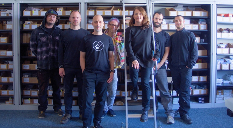 Exploding Shed Turns 10: Tupperware Synths, a Freezing Attic, and 5,600 ...