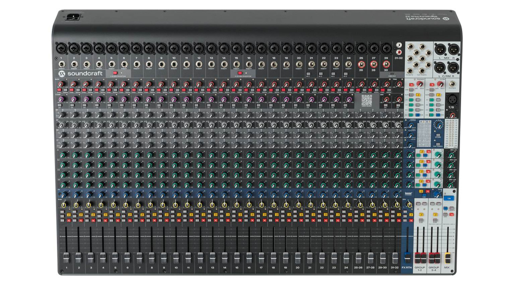 Soundcraft Signature Plus 32 Top view