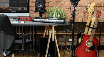 Fender Tone Master Pro, Focusrite, Alesis: 3 Amazing Guitar Recording Deals of the Week!