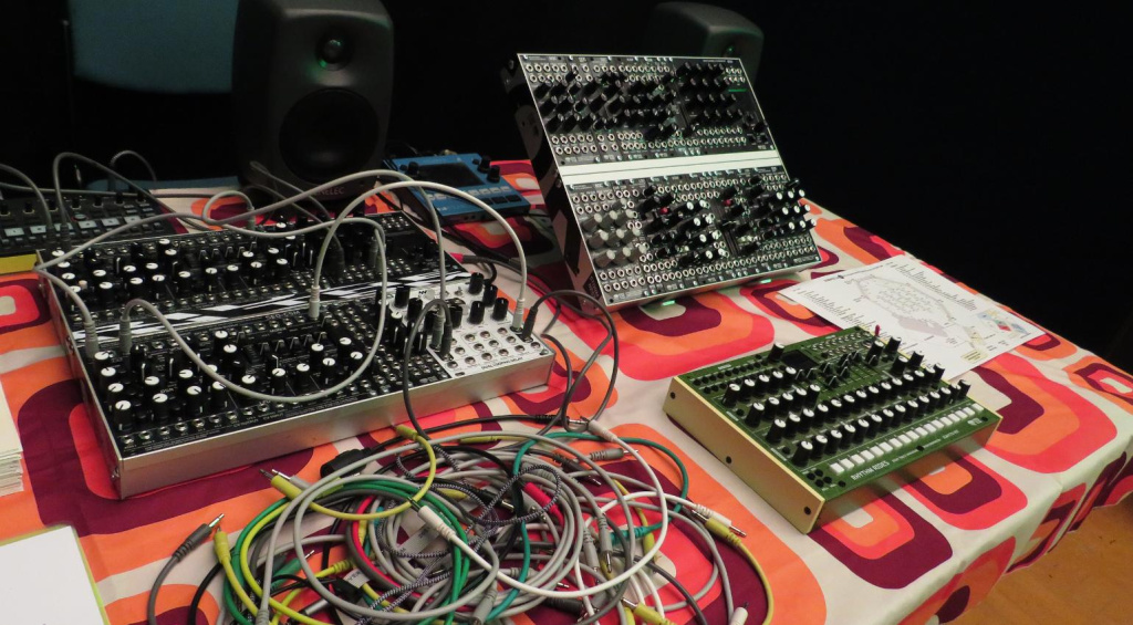 Synthfest UK 2026 Rides In The Storm 