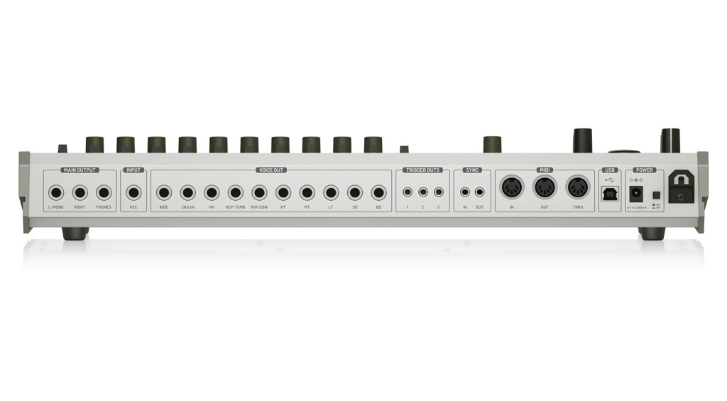 Behringer RD-765 Rear